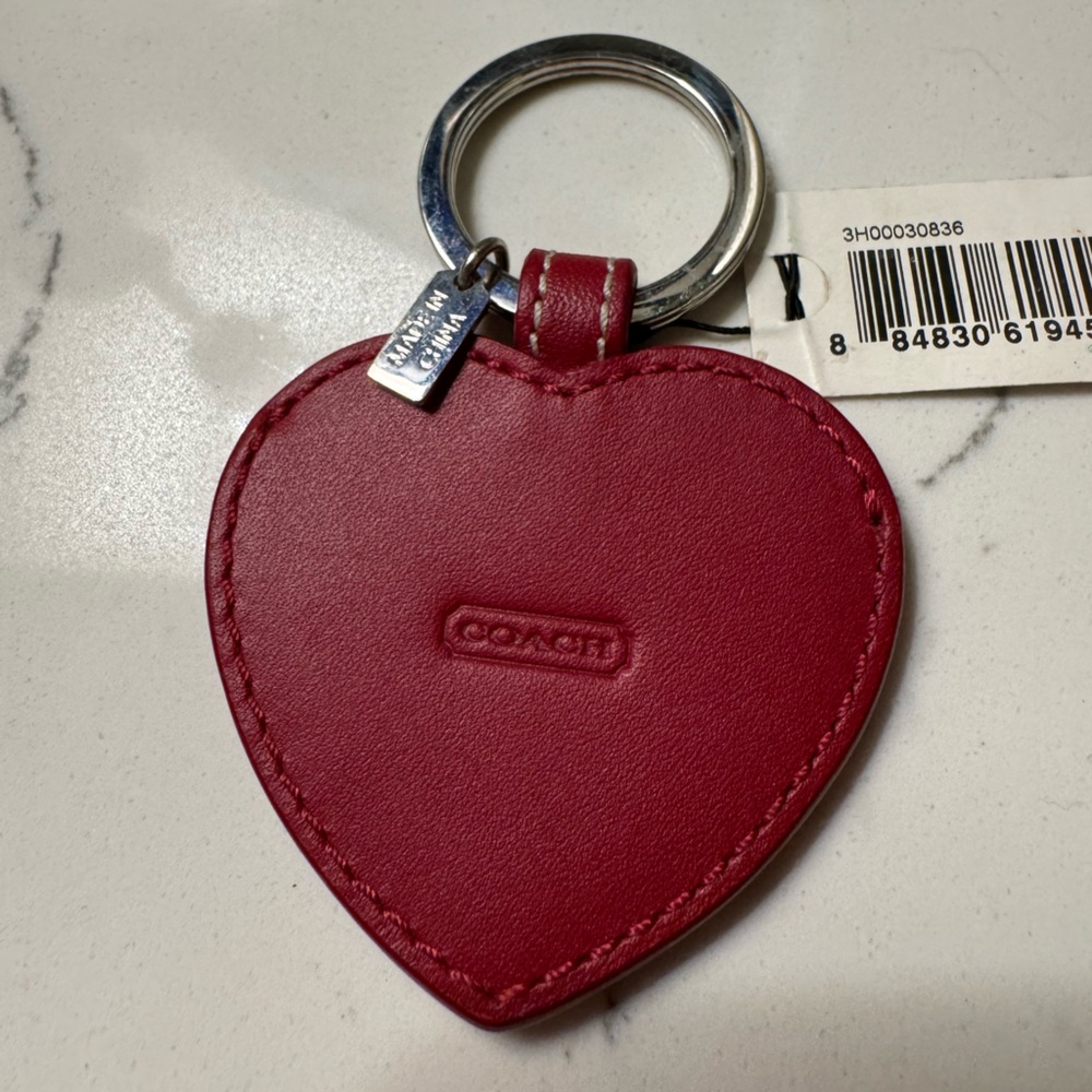 RARE Coach Red Heart shaped leather picture frame Keychain/bag charm - Picture 5 of 9